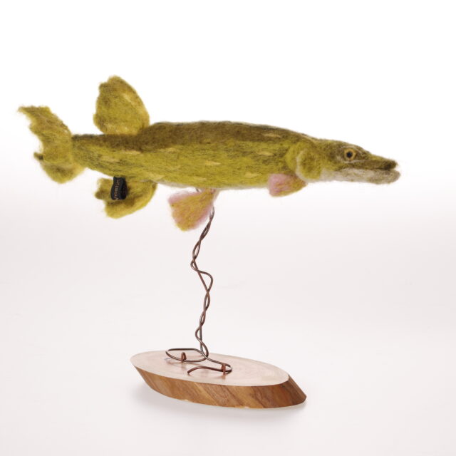 Gädda, ljusgrön mindre *SÅLD